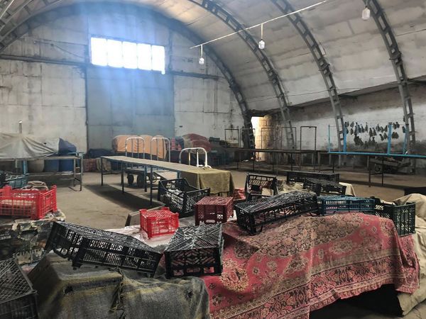 Գյումրու մեծածախ փակ շուկայի աշխատանքը կասեցվեց, իսկ «Լաչինը» գործում է կանոնների խախտմամբ - Sputnik Արմենիա