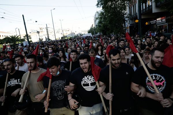 Акция в Афинах против запрета на проведение митингов - Sputnik Армения