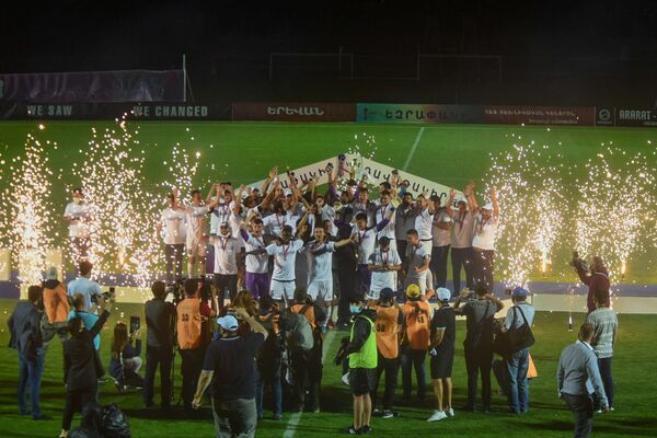 В новом сезоне Ноа встретится с Араратом и попытается прыгнуть выше головы - Sputnik Армения