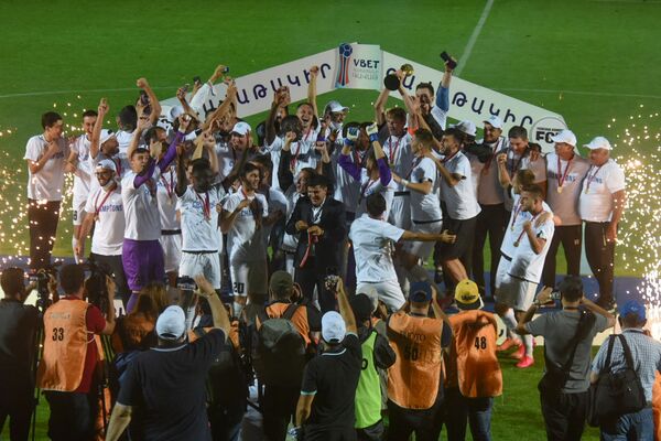 Ֆուտբոլային թրիլլեր գավաթի եզրափակիչում. Հայաստանի գավաթակրի անունը հայտնի է - Sputnik Արմենիա