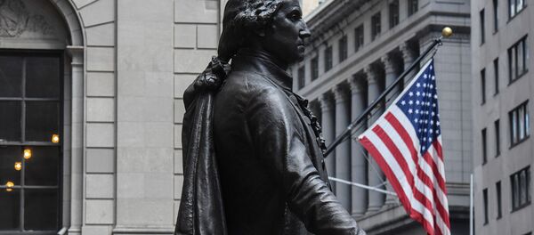 Статуя Джорджа Вашингтона возле здания Нью-Йоркской фондовой биржи на Уолл-Стрит - Sputnik Արմենիա