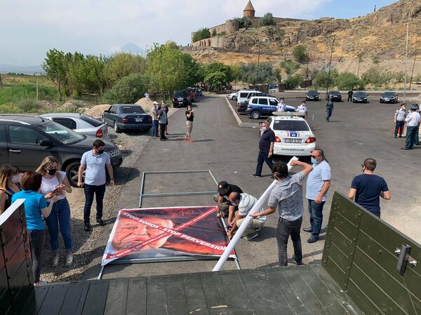 Բողոքի ակցիայի մասնակիցներից 48–ին ոստիկանություն են տարել. Նարեկ Մալյանը նրանց թվում է  - Sputnik Արմենիա