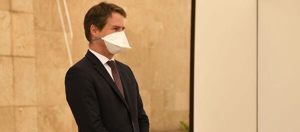 Президент Армен Саркисян принял Чрезвычайного и Полномочного Посла Франции в Армении Джонатана Лакота (14 июля 2020). Еревaн Президент Армен Саркисян принял Чрезвычайного и Полномочного Посла Франции в Армении Джонатана Лакота (14 июля 2020). Еревaн - Sputnik Արմենիա