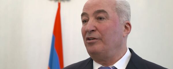 Чрезвычайный и полномочный посол Украины в Армении Ивана Кулеба после вручений верительных грамот президенту Армении (30 января 2020). Еревaн - Sputnik Արմենիա