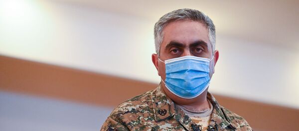 Брифинг с участием Арцруна Ованнисяна по теме ситуации на армяно-азербайджанской границе (14 июля 2020). Иджеван - Sputnik Армения