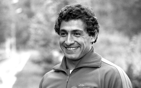Рекордсмен мира по тяжелой атлетике в весовой категории до 82,5 кг Юрий Варданян (1987 год) - Sputnik Армения