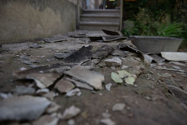 Հակառակորդի կրակոցներից վնասված տուն Տավուշի Այգեպար գյուղում - Sputnik Արմենիա