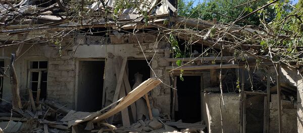 Հակառակորդի կրակոցներից տուժած Տավուշի Ներքին Կարմրաղբյուր գյուղը - Sputnik Արմենիա