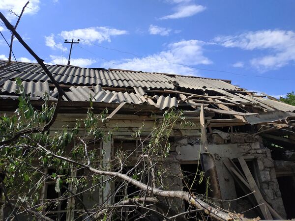 Հակառակորդի կրակոցներից տուժած Տավուշի Ներքին Կարմրաղբյուր գյուղը - Sputnik Արմենիա