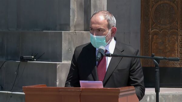 Вы погибли за наше будущее – в Ераблуре похоронили павшего в Тавуше майора ВС Армении Вы погибли за наше будущее – в Ераблуре похоронили павшего в Тавуше майора ВС Армении - Sputnik Армения