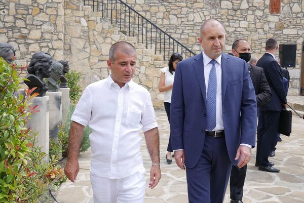 «Փոքր, բայց հերոսական ժողովուրդ». Բուլղարիայի նախագահը շնորհակալություն է հայտնել հայերին  - Sputnik Արմենիա