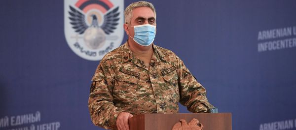 Арцрун Ованнисян во время брифинга по теме ситуации на армяно-азербайджанской границе (16 июля 2020). Иджеван - Sputnik Արմենիա
