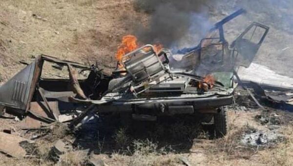 Обстрелянный азербайджанским беспилотником автомобиль МЧС Армении (16 июля 2020). Тавуш - Sputnik Արմենիա