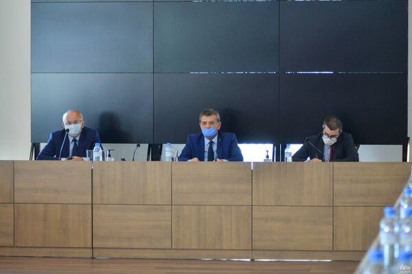 Մնացականյանը հանդիպել է ՀՀ-ում ՌԴ-ի, Ֆրանսիայի և այլ երկրների դեսպանների հետ. տեսանյութ Մնացականյանը հանդիպել է ՀՀ-ում ՌԴ-ի, Ֆրանսիայի և այլ երկրների դեսպանների հետ. տեսանյութ - Sputnik Արմենիա