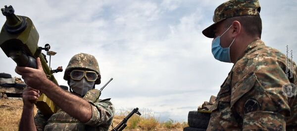 Армянские военнослужащие на учебных тренировках Армянские военнослужащие на учебных тренировках - Sputnik Արմենիա