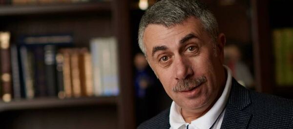 Врач-педиатр, телеведущий Евгений Комаровский Врач-педиатр, телеведущий Евгений Комаровский - Sputnik Армения