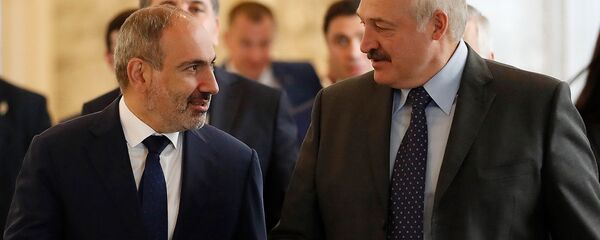 Встреча премьер-министра Армении Никола Пашиняна с президентом Беларуси Александром Лукашенко (17 июля 2020). Минск Встреча премьер-министра Армении Никола Пашиняна с президентом Беларуси Александром Лукашенко (17 июля 2020). Минск - Sputnik Արմենիա
