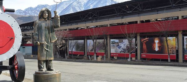 Медеплавильный завод в городе Алаверди, Армения Медеплавильный завод в городе Алаверди, Армения - Sputnik Армения