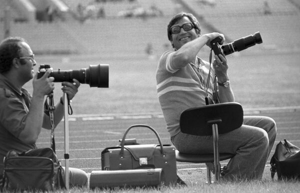 Никаких киксов и водка в дружеском кругу: как журналисты освещали Олимпиаду-80 - Sputnik Армения