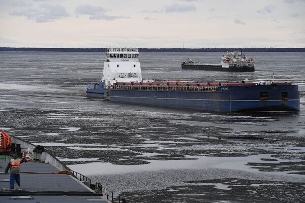 Российский флот получил Бе-200: самолеты-амфибии появятся на Азове и Каспии - Sputnik Армения
