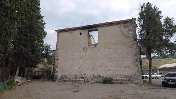 Վժժժ... տեսնես այս անգա՞մ ում տունը քանդվեց. կյանքը կրակոցների տակ ապրող Չինարիում Վժժժ... տեսնես այս անգա՞մ ում տունը քանդվեց. կյանքը կրակոցների տակ ապրող Չինարիում - Sputnik Արմենիա