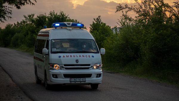 Карета скорой помощи в Арарате - Sputnik Армения