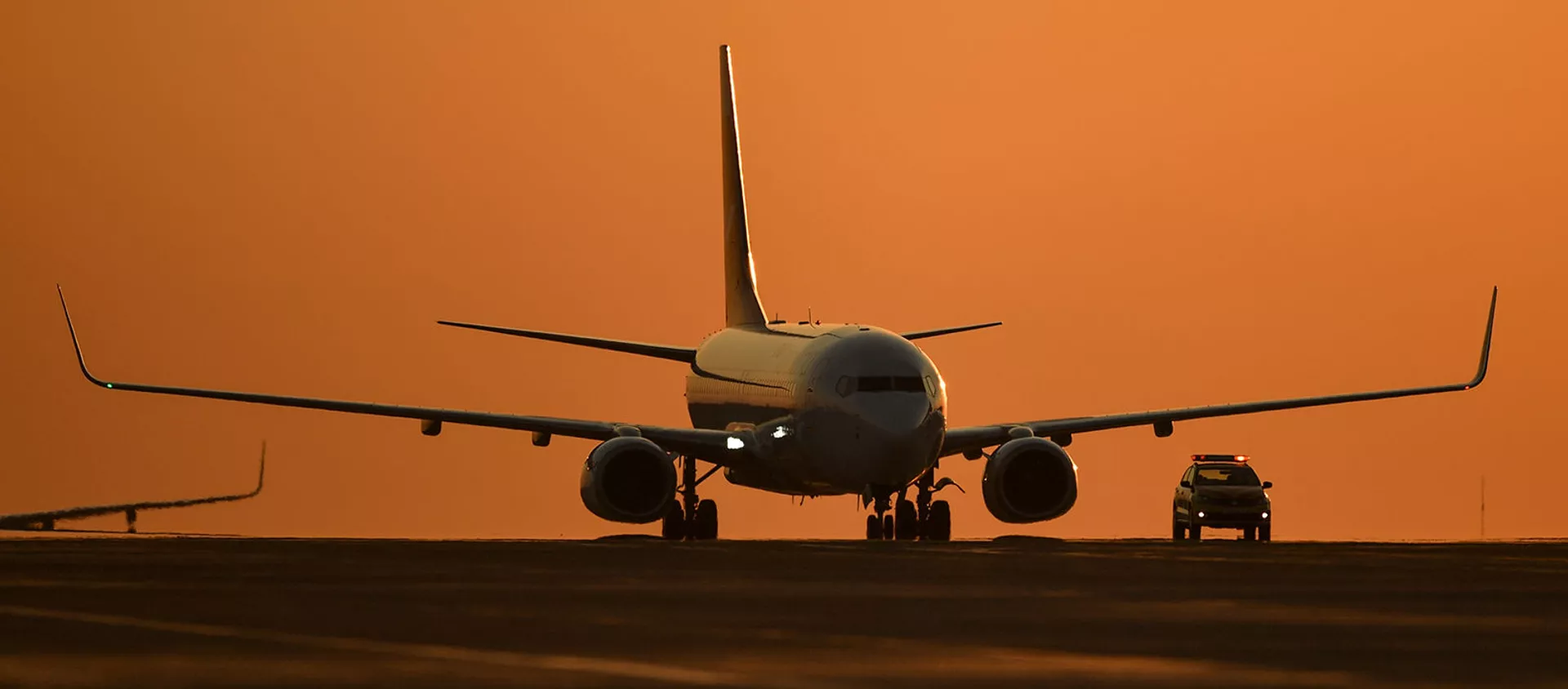 Пассажирский авиалайнер Boeing 737-800 авиакомпании Nordwind в аэропорту Симферополя - Sputnik Армения, 1920, 23.02.2021