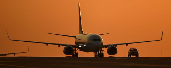 Пассажирский авиалайнер Boeing 737-800 авиакомпании Nordwind в аэропорту Симферополя - Sputnik Армения