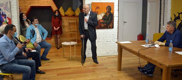 Собрание по армянской общественности России, состоявшееся по инициативе Союза армян России (18 июля 2020). Москвa Собрание по армянской общественности России, состоявшееся по инициативе Союза армян России (18 июля 2020). Москвa - Sputnik Армения