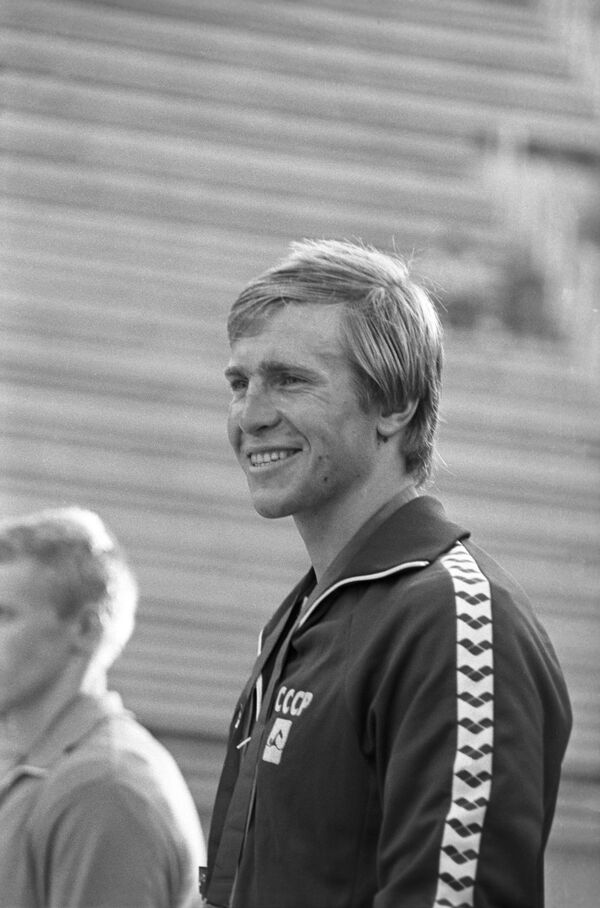 Чемпион Олимпиады-80 Сальников: за три золота мне удалось купить автомобиль ВАЗ - Sputnik Армения