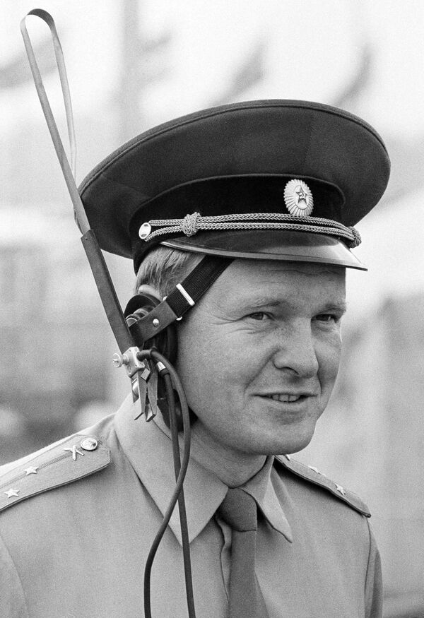 Как цыганские бароны и воры в законе помогли силовикам на Олимпиаде-80 Как цыганские бароны и воры в законе помогли силовикам на Олимпиаде-80 - Sputnik Армения