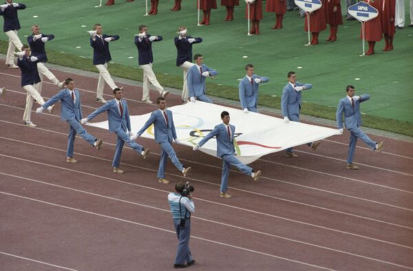 Что осталось за кадром церемоний открытия и закрытия Олимпиады-80 в Москве - Sputnik Армения