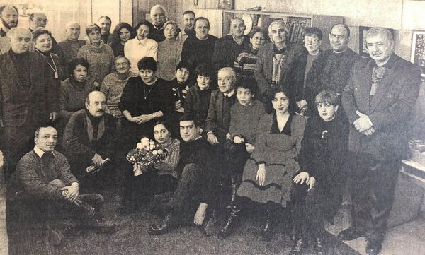 Երբ զենքը գրիչն է. Յուրա Հարությունյանը գիտի ամենաբարդ մասնագիտություններից մեկի գաղտնիքը  - Sputnik Արմենիա