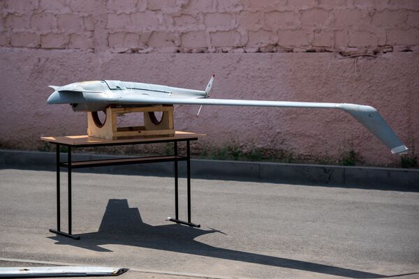 Երևանում ցուցադրում են Ադրբեջանի ԶՈՒ–ի խոցված և առգրավված անօդաչուները. լուսանկարներ - Sputnik Արմենիա