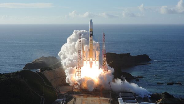 Запуск ракеты-носителя H-IIA с космическим зондом Надежда, созданным инженерами ОАЭ, с японского острова Танэгасима - Sputnik Армения