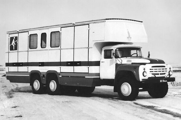 Армянский ЕрАЗ в помощь, или Как Олимпиада-80 обеспечила прорыв в автопроме СССР  - Sputnik Армения