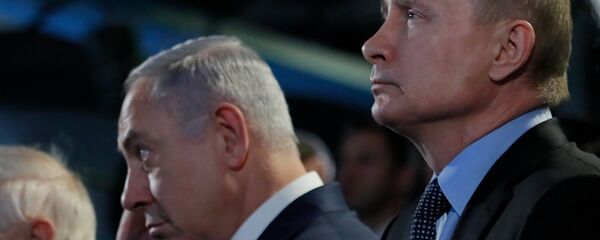 Премьер-министр Израиля Биньямин Нетаньяху и президент России Владимир Путин (справа) на встрече, посвященной 75-й годовщине восстания в Собиборе (29 января 2018). Москва  - Sputnik Արմենիա