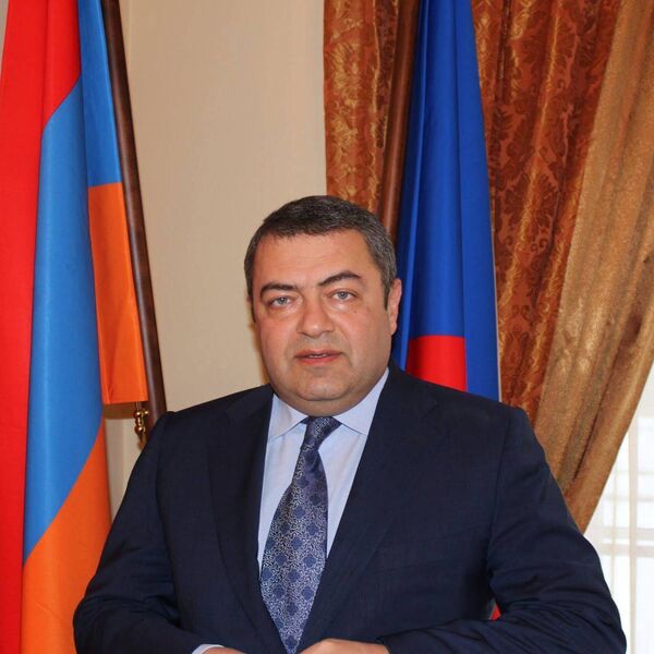 Чрезвычайный и полномочный посол Армении в Чехии и в Словении Тигран Сейранян Чрезвычайный и полномочный посол Армении в Чехии и в Словении Тигран Сейранян - Sputnik Արմենիա