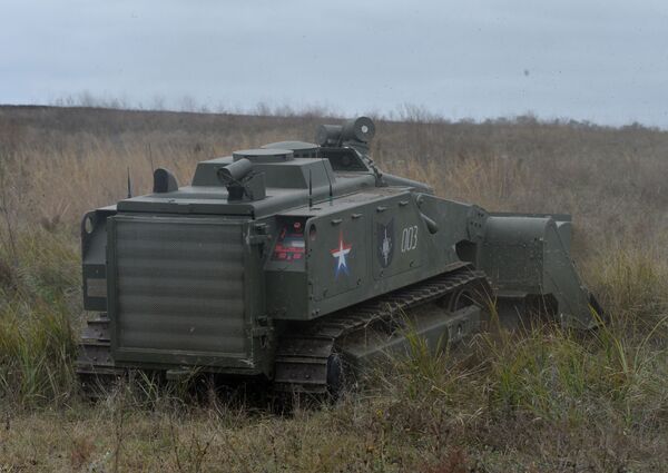 Россия совершает прорыв в производстве роботов для армии - Sputnik Армения