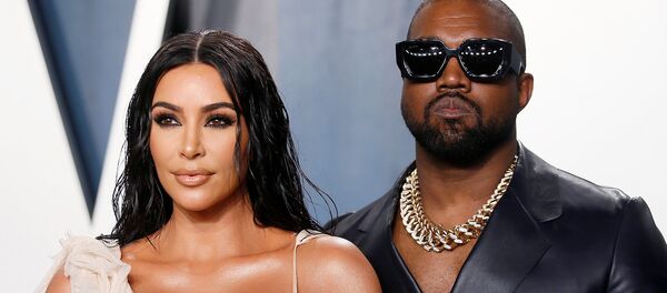 Ким Кардашьян и Канье Уэст на Оскар вечеринке Vanity Fair в Беверли-Хиллз во время 92-й церемонии вручения премии Оскар (9 февраля 2020). Лос-Анджелес Ким Кардашьян и Канье Уэст на Оскар вечеринке Vanity Fair в Беверли-Хиллз во время 92-й церемонии вручения премии Оскар (9 февраля 2020). Лос-Анджелес - Sputnik Արմենիա