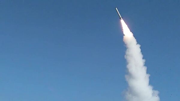 Боевой пуск ракеты из комплекса Искандер-М - Sputnik Արմենիա