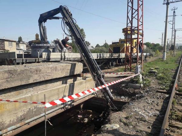 Մի քանի տասնյակ տոննա կենցաղային թափոններ և տիղմ. ՀԿԵ-ն մաքրել է Գորգոբա գետակի հունը - Sputnik Արմենիա