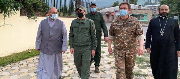 Министр Акоб Аршакян посетил приграничную зону Тавушской области Министр Акоб Аршакян посетил приграничную зону Тавушской области - Sputnik Армения