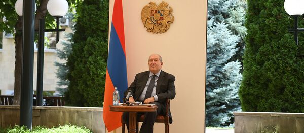 Президент Армен Саркисян на встрече с Чрезвычайным и Полномочным послом Индии в Армении (29 июля 2020). Еревaн - Sputnik Армения