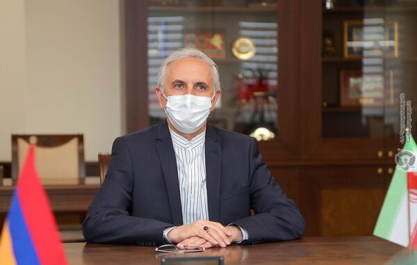 Տոնոյանն ընդունել է Իրանի դեսպանին ու ռազմական կցորդին. կարևոր հարցեր են քննարկել Տոնոյանն ընդունել է Իրանի դեսպանին ու ռազմական կցորդին. կարևոր հարցեր են քննարկել - Sputnik Արմենիա