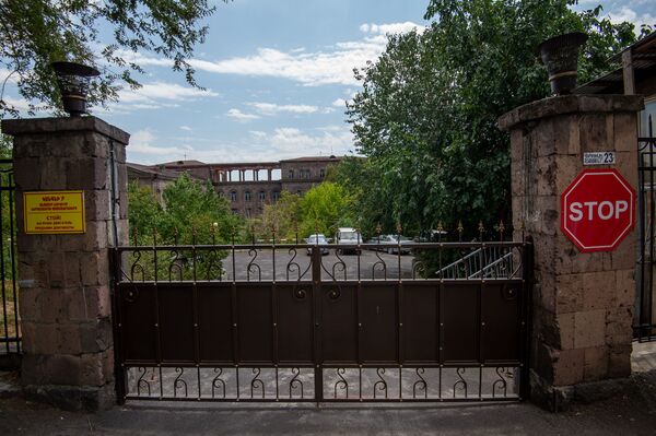 Երևանում զինվորական հոսպիտալի նախկին շենքի տեղում հյուրանոցային համալիր կկառուցվի - Sputnik Արմենիա