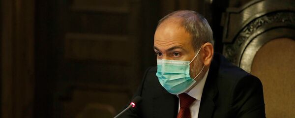 Премьер-министр Никол Пашинян на заседании правительства Армении (30 июля 2020). Еревaн Премьер-министр Никол Пашинян на заседании правительства Армении (30 июля 2020). Еревaн - Sputnik Արմենիա