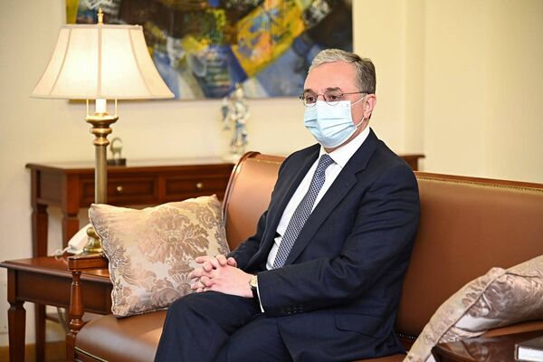 Ինչ է անհրաժեշտ խաղաղ գործընթացի վերականգնման համար. Մնացականյանը հանդիպել է Մայիլյանի հետ - Sputnik Արմենիա