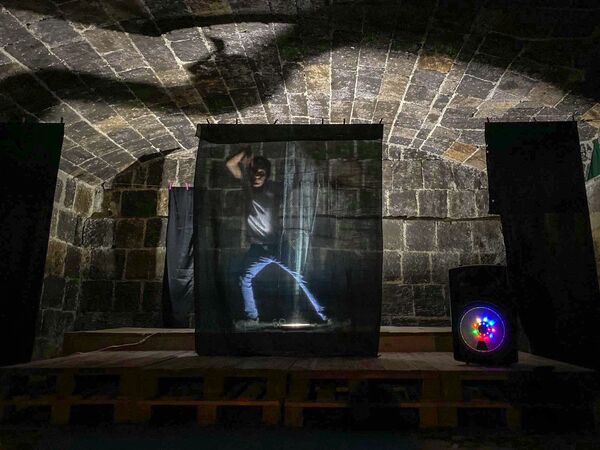 Խախտելով ակադեմիական թատրոնի կանոնները. Գյումրին արդեն «Մտորումների թատրոն» ունի - Sputnik Արմենիա