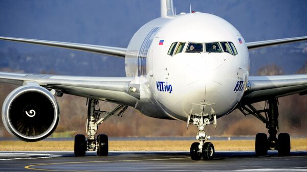 Самолет Boeing 767-200 авиакомпании ЮТэйр, архивное фото - Sputnik Армения